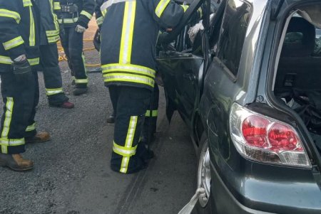 Одессит не справился с управлением и въехал в прицеп грузовика: полиция расследует обстоятельства ДТП на трассе Одесса-Киев (фото)