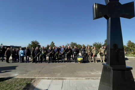 Покрова, казачество и защитники Украины: одесситы отмечают три праздника и помнят о своих героях (фоторепортаж)