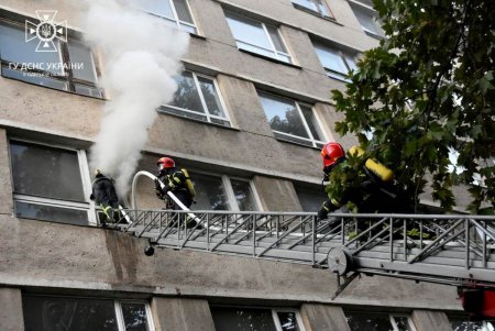 В Одессе горел один из корпусов политехнического университета (фото, видео)