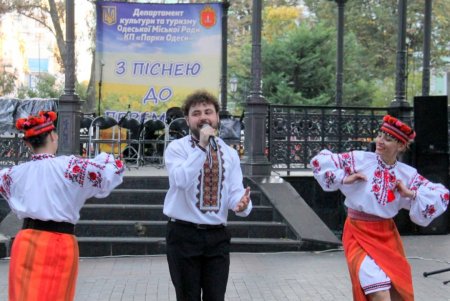 В Горсаду состоялся концерт «С песней к Победе» (фоторепортаж)