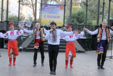 В Горсаду состоялся концерт «С песней к Победе» (фоторепортаж)