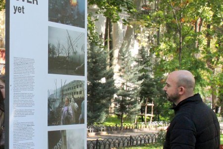 В Городском саду открылась фотовыставка The War Is Not Over Yet (фоторепортаж)