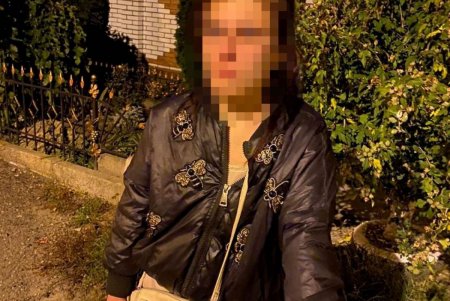Мать оставила в люке возле Ленинградского шоссе полуторамесячного младенца, чтобы налегке отправиться по своим делам (фото)