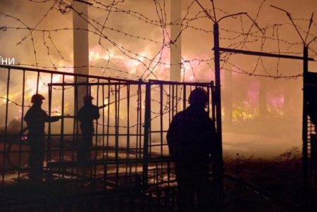 В селе Лысогорка Кодымской ОТГ сгорела скирда соломы