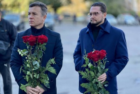 81-я годовщина трагедии: одесситы почтили память 25 тысяч горожан, сожженных на пороховых складах (фото)