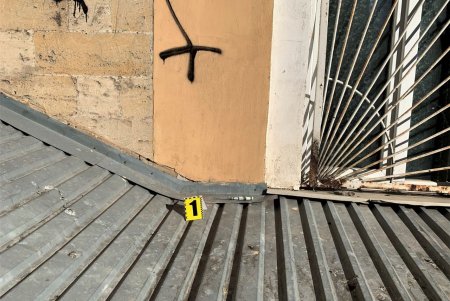 Пожилой горожанин получил три ножевых ранения в ответ на сделанное нетрезвому мужчине замечание (фото, видео)