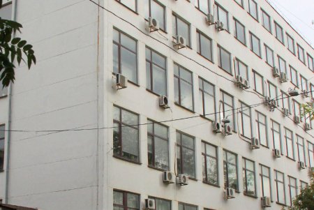 Старые дома, граффити и архитектурные сокровища улицы Кузнечной: воскресная прогулка по старой Одессе (фоторепортаж)