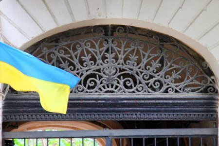 Старые дома, граффити и архитектурные сокровища улицы Кузнечной: воскресная прогулка по старой Одессе (фоторепортаж)