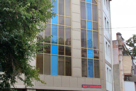 Старые дома, граффити и архитектурные сокровища улицы Кузнечной: воскресная прогулка по старой Одессе (фоторепортаж)
