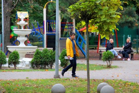 Сквер на 7-й станции Большого Фонтана: сказка, застывшая в дереве (фоторепортаж)