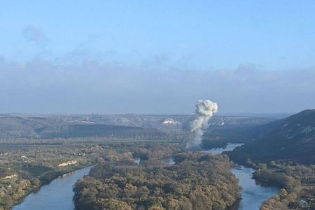 Обломки сбитой украинскими силами ПВО российской ракеты упали на территории Молдовы (фото)