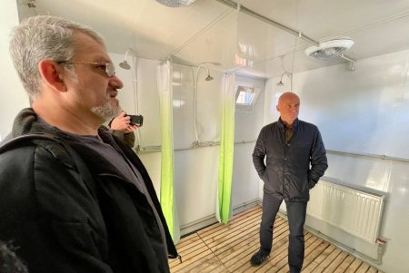 Одесский муниципалитет передал теробороне мобильный санитарный комплекс (фото)