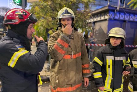 В центре города горит ресторанный комплекс  (обновлено) (видео) (добавлено фото)