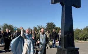 Покрова, казачество и защитники Украины: одесситы отмечают три праздника и помнят о своих героях (фоторепортаж)