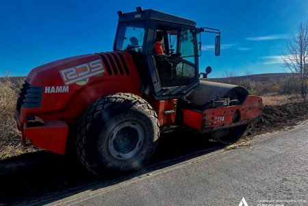 В Одесской области на границе с Молдовой ремонтируют дорожное покрытие автомагистрали (фото)