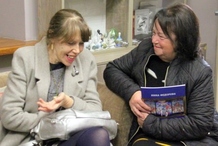 Графика и коллаж: в Одессе отрылась выставка одесской художницы (фоторепортаж)