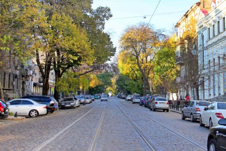 Улица Нежинская: купеческие дома, дворы-колодцы и новоделы, которые вписались в общую старинную атмосферу (фоторепортаж) 
