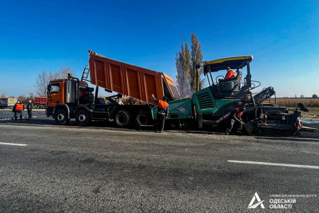 В городах Килия и Рени дорожники обустраивают площадки для хранения антигололедных материалов