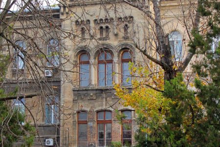 В Одесской инфекционной больнице продолжается масштабная реставрация старинных корпусов (фоторепортаж)