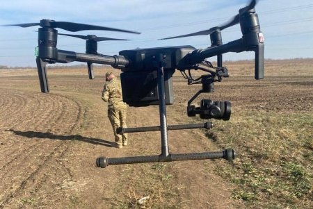 Одесские бойцы освоили новые современные беспилотники (фото)