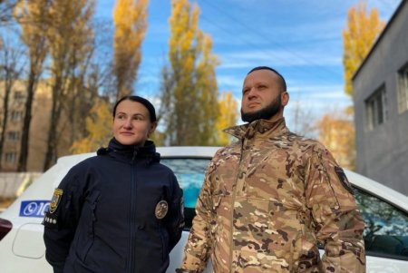 Одесские полицейские спасли жизнь мужчине, у которого прямо на улице случился эпилептический приступ (фото)