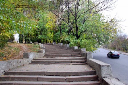 Сегодня прогуляемся по Херсонскому скверу (фоторепортаж)