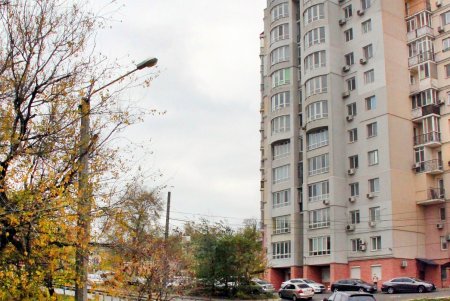 Сегодня прогуляемся по Херсонскому скверу (фоторепортаж)