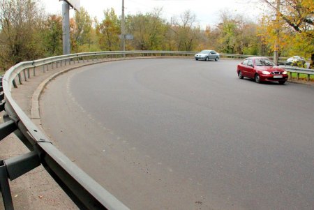Сегодня прогуляемся по Херсонскому скверу (фоторепортаж)