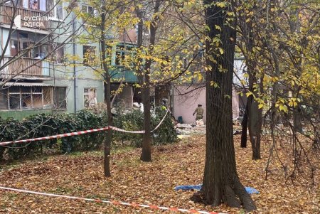 В квартире на Краснова произошел взрыв бытового газа: два человека получили ранения (фото) (обновляется)