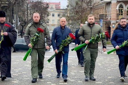 Выстояли на Майдане - победим в войне: Одесса отмечает День Достоинства и Свободы (фото)