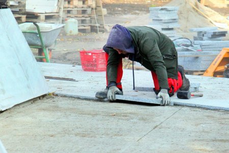 В сквере Героев Небесной Сотни идут работы по созданию Мемориала погибшим защитникам Украины (фоторепортаж) 