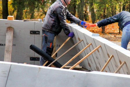 В сквере Героев Небесной Сотни идут работы по созданию Мемориала погибшим защитникам Украины (фоторепортаж) 