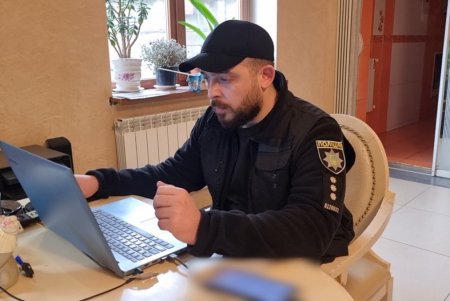 В Одессе адвокат пыталась переправить призывника за границу по поддельным документам (фото, видео) 