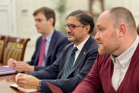 Мэр Одессы встретился с испанским послом для изучения актуальных проблем города (фото, видео)