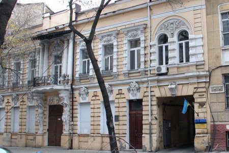 Друиды и львы особняка Леонарда (фоторепортаж)