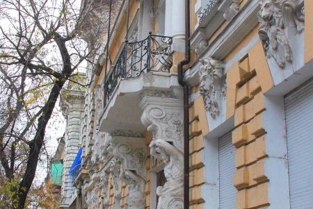 Друиды и львы особняка Леонарда (фоторепортаж)