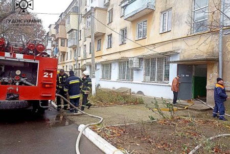 При пожарах в Одессе и области ожоги разной степени тяжести получили три человека: среди пострадавших — девятилетний мальчик (фото)