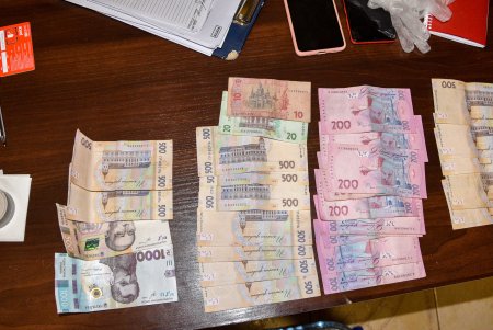 В центре Одессы полиция ликвидировала бордель, организованный иностранкой (фото, видео)