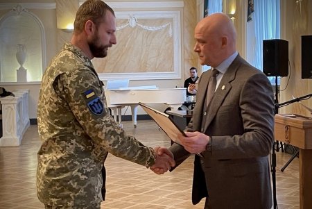 Мэр Одессы: Украинское войско – это настоящая армия несгибаемых и непокоренных бойцов (фото)