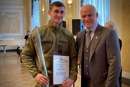 Мэр Одессы: Украинское войско – это настоящая армия несгибаемых и непокоренных бойцов (фото)