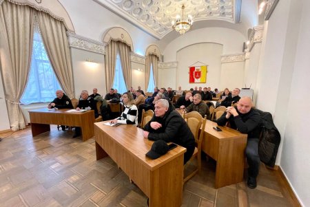 Мэр Одессы провел совещание по обеспечению порядка и безопасности в «пунктах несокрушимости» (фото)