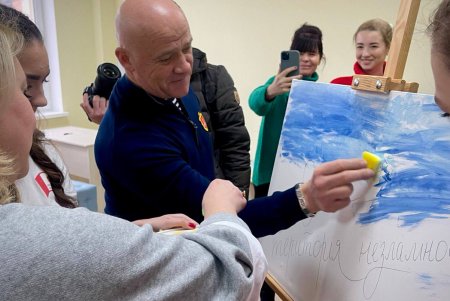 В Одессе открылся самый крупный Пункт несломленности в Украине (фото, видео) 