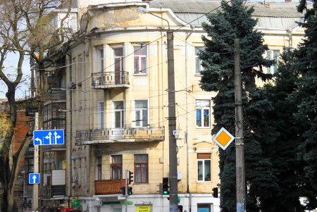 Прогулка по изменчивой улице Лейтенанта Шмидта (фоторепортаж)