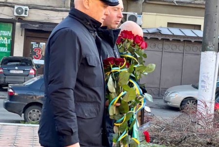 Одесситы чествуют участников ликвидации последствий Чернобыльской катастрофы (фото)