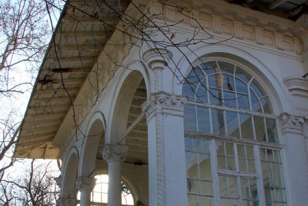  Прекрасное белое здание дачи Ашкенази (фоторепортаж)