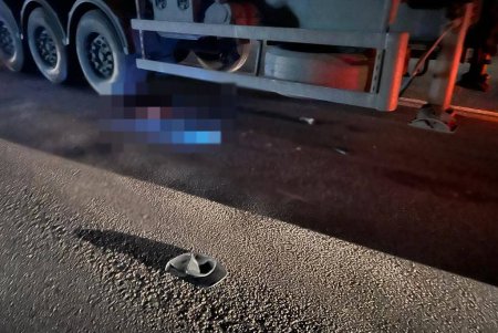 В Суворовском районе Одессы под колесами грузового автомобиля погиб пешеход