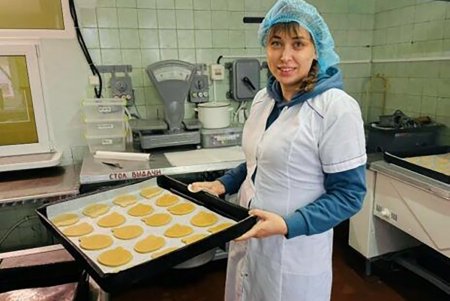 Одесские школьники отправили на передовую подарки ко Дню Святого Николая
