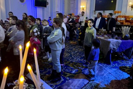 Одесский муниципалитет провел новогодний праздник для детей бойцов ВСУ и временно перемещенных лиц (фото)