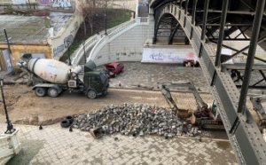 В Одессе реализуется второй этап капитального ремонта Деволановского спуска (фото)