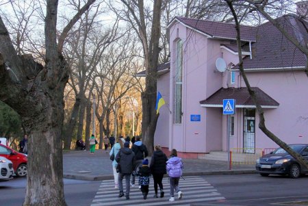 Прогулка по Лидерсовскому бульвару (фоторепортаж)